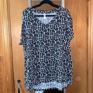 Lularoe 3x Christy tee